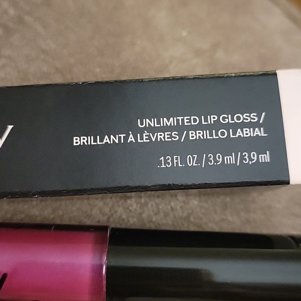 3/$30 MARY KAY Limited Edition Hopeful Lilac Lip Gloss